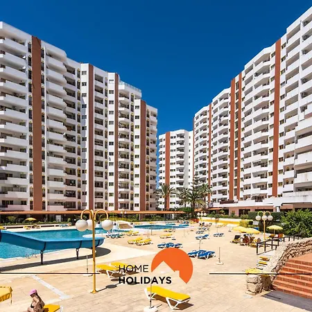 #150 Da Rocha By Holidays Appartement