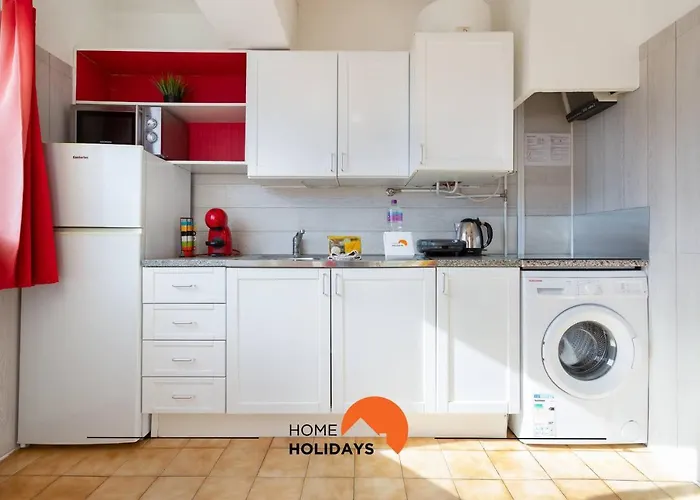 #150 Da Rocha By Holidays *